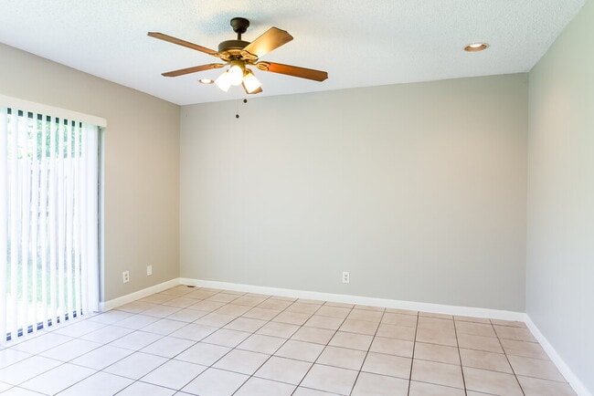 11492 Clear Creek Pl