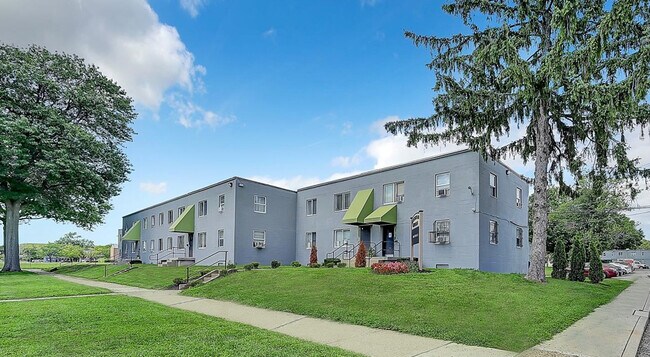 Larchwood Garden Apartments