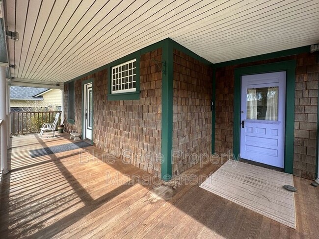 Photo - 1226 Tremont St