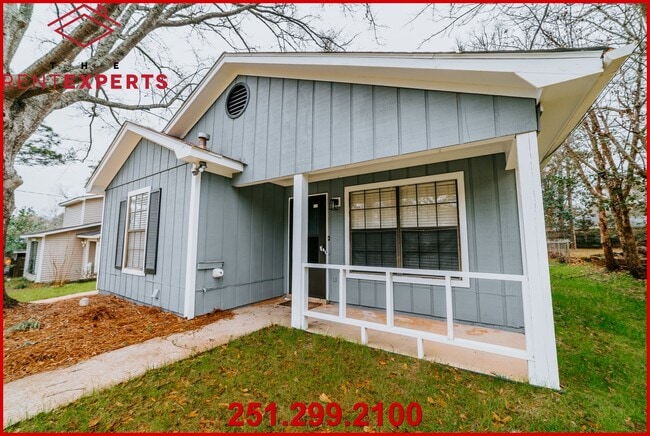 Photo - 915 Schaub Ave