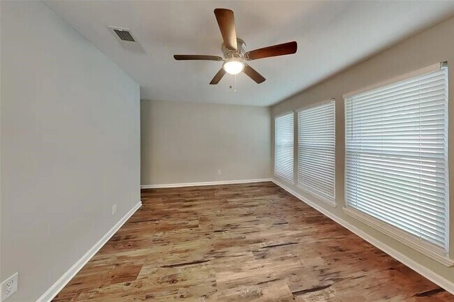 Photo - 19746 Oakland Valley Dr