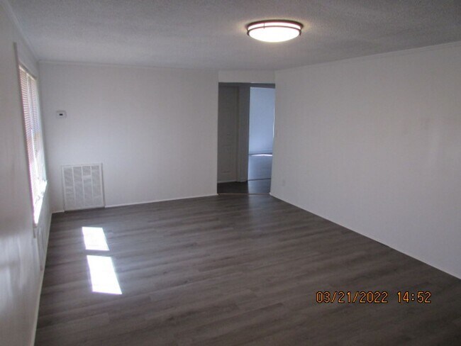 Photo - Lake View, Close to Shaw AFB!