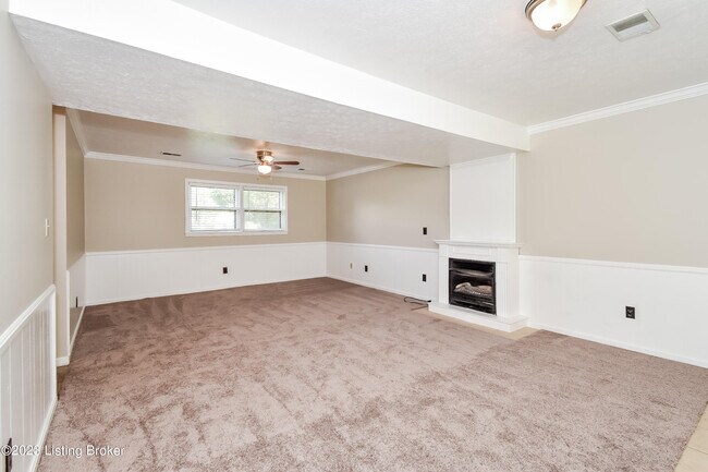 Photo - 1042 Cristland Rd