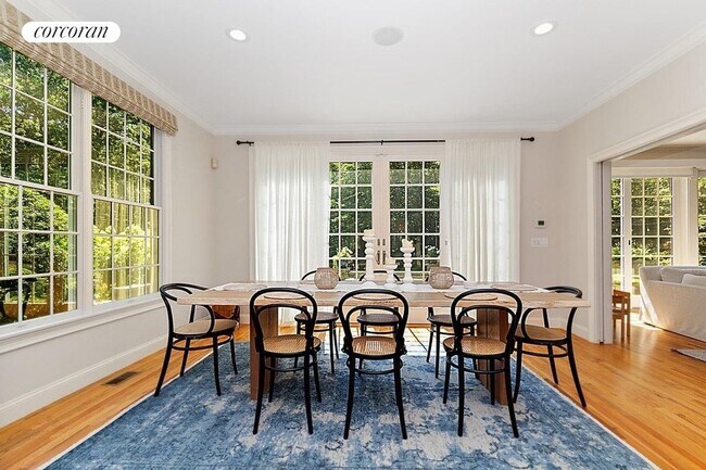 Photo - 29 Grape Arbor Ln