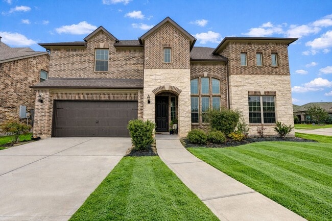 Building Photo - 2727 Camellia Ave