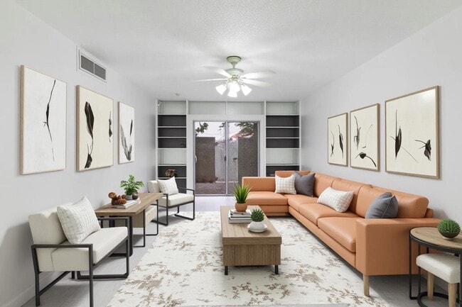 Building Photo - 2601 Bellefontaine Unit C104