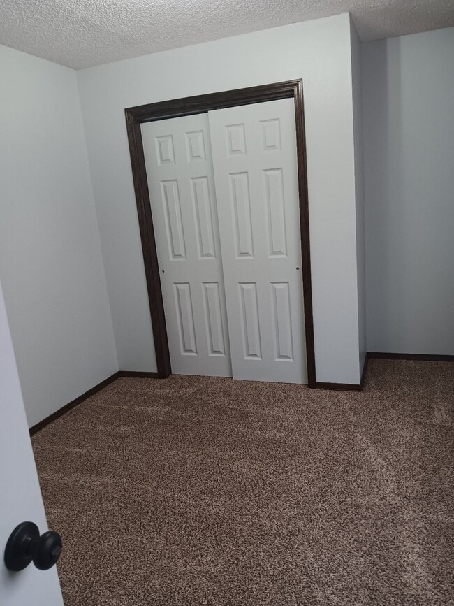 Photo - 2500 Mill Way