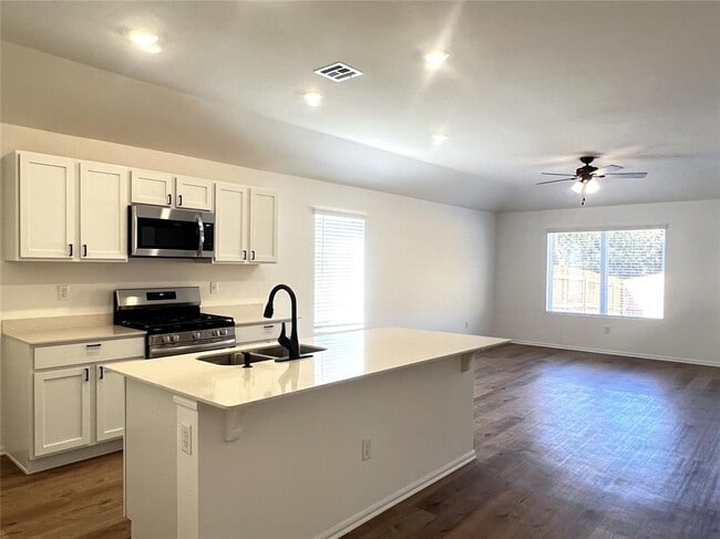 Photo - 3433 Little Creek Dr