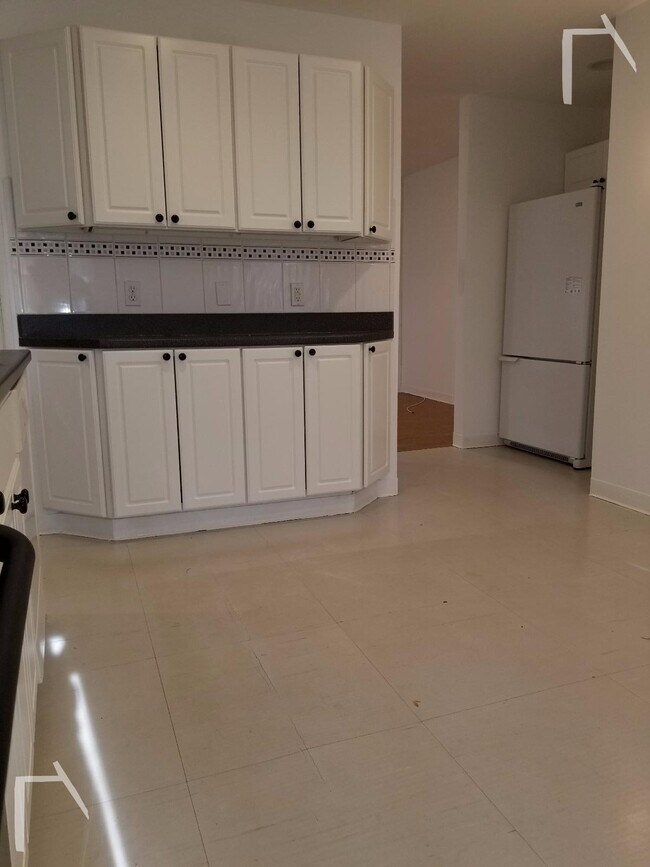 Photo - 67 Ashford St Condo Unit 1