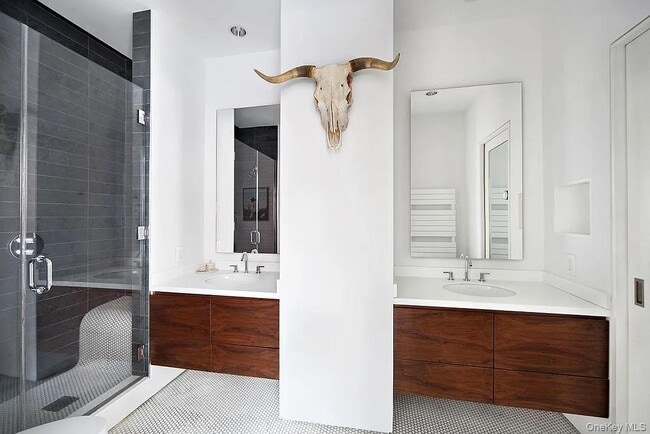 Photo - 366 Broadway Unidad 0