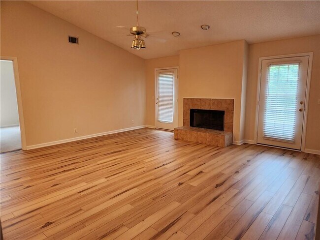 Photo - 1301 Demere Rd