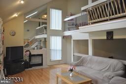 Photo - 11 Woodhill St