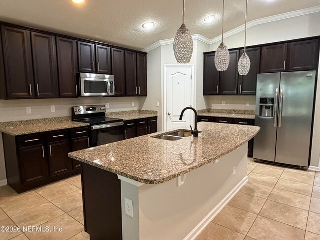 Photo - 1892 High Prairie Ln