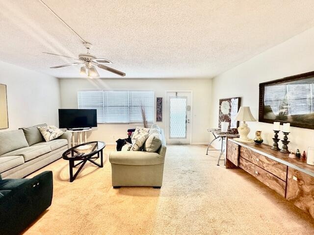 Photo - 2067 Cornwall D