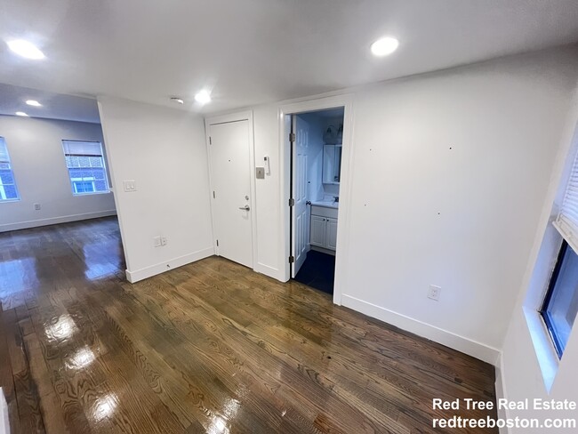 Photo - 61 Joy St Unit 3