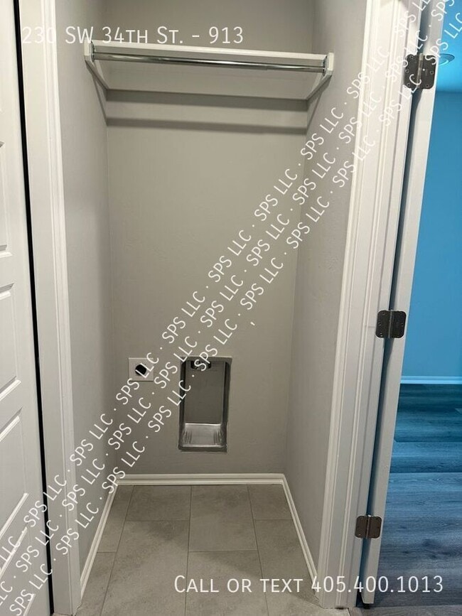 Photo - 230 SW 34th St