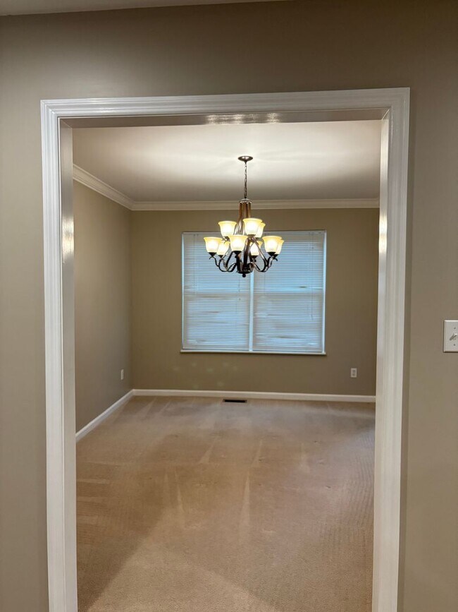 Photo - Knoxville 37923 - 3 bedroom, 2.5 bath home...