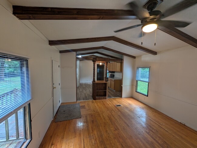 Photo - 35 Ransdell Ln