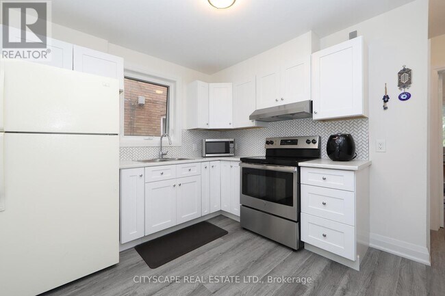 Photo - 459 Hopewell Ave Unit Main