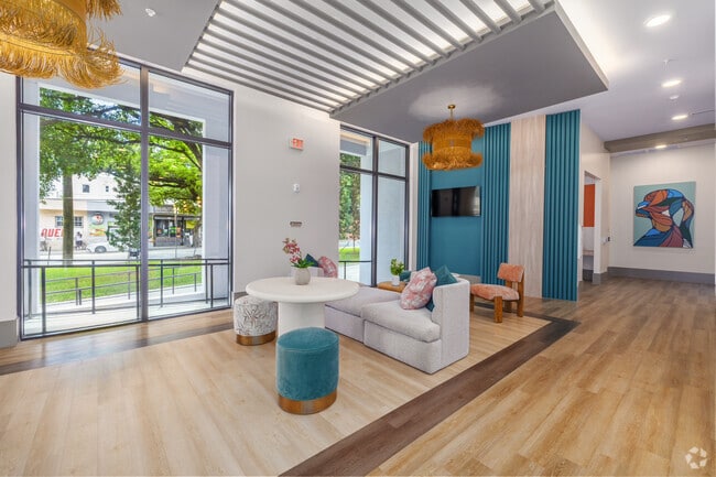 Photo - Courtside Apartments II