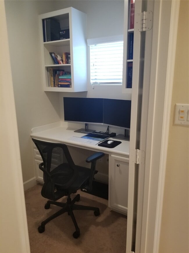 Photo - 3709 Main Plaza Dr