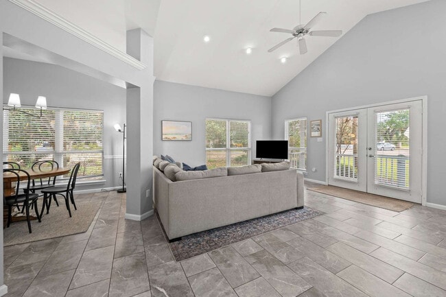 Photo - 4618 Windstarr Dr Unit SI ID1285903P