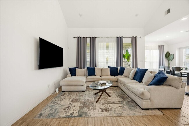 Photo - 4238 Redford Valley Rd