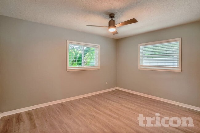 Photo - 2317 13th Ave SW