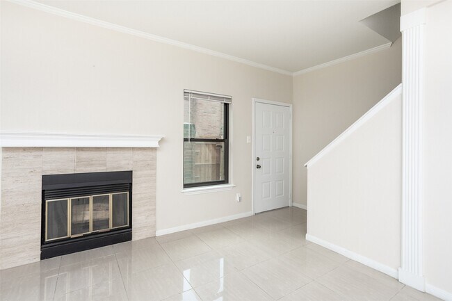 Photo - 9800 Pagewood Ln