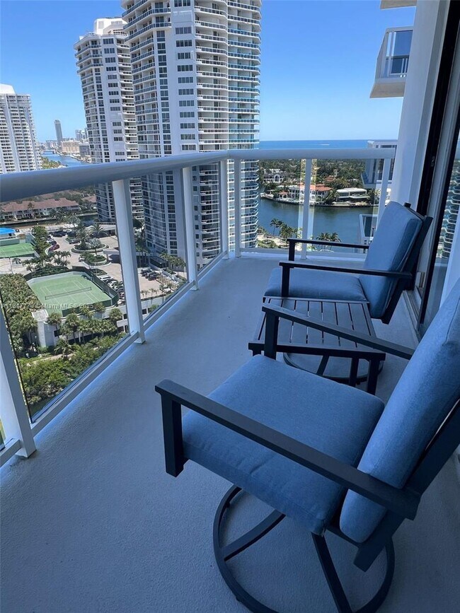 Photo - 20505 E Country Club Dr Condo Unit 1932
