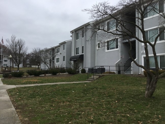 Apple Tree Gardens Apartments - Apple Tree Gardens Apartments
