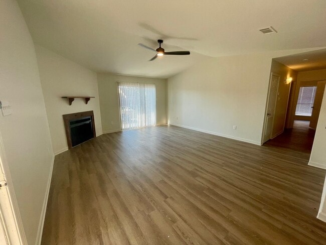 Photo - Remodeled and Spacious 2 BR/2 Bath minutes from LSU