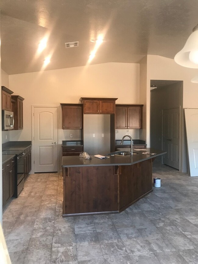 Photo - Beautiful 4 bedroom home in Washington Fields!