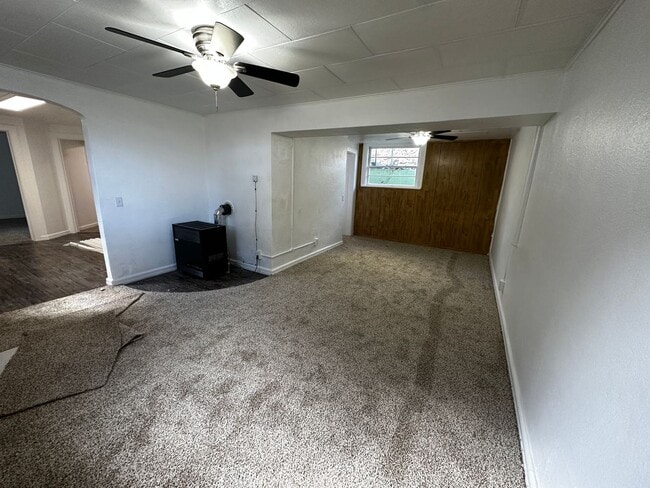 Building Photo - 417 NW 9th St Unit 419 NW 9th St