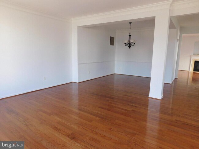 Photo - 25207 Bald Eagle Terrace Casa Adosada