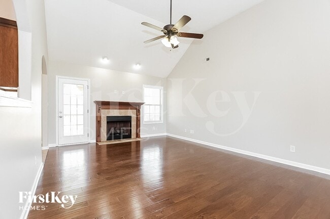 Photo - 1458 Raven Rd