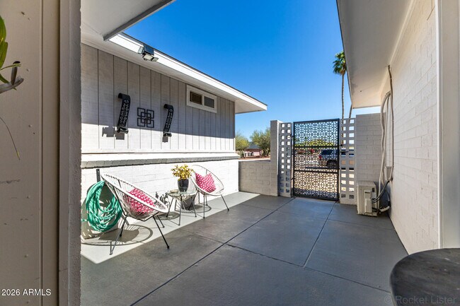 Photo - 9832 N 29th St