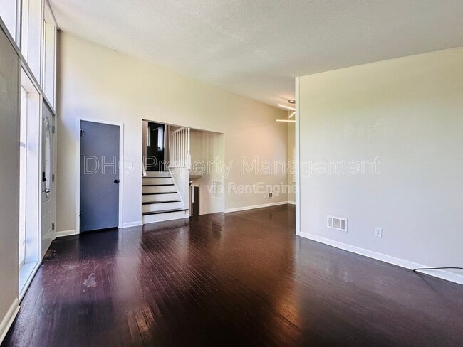 Photo - 3222 Apache Dr
