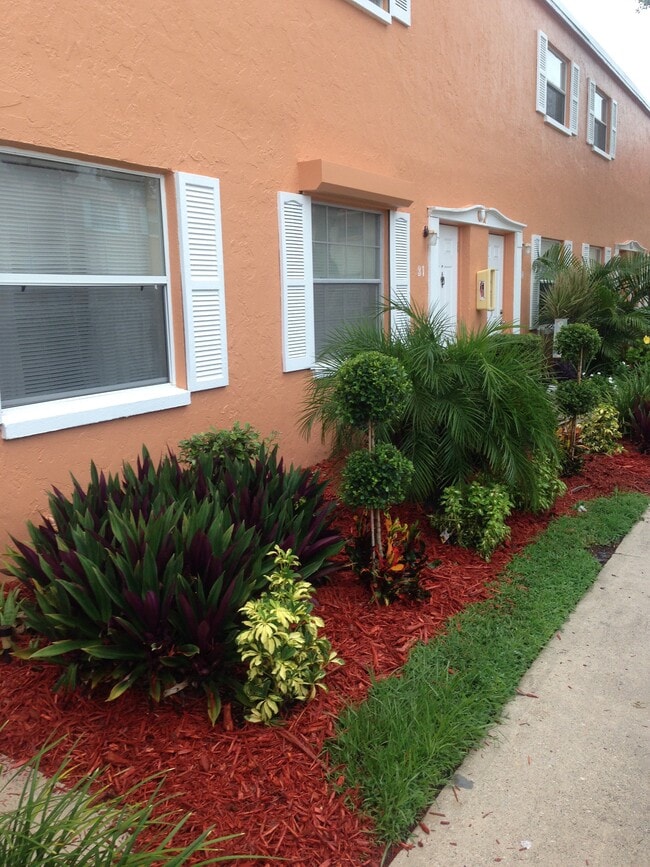 Photo - 50 Needle Blvd