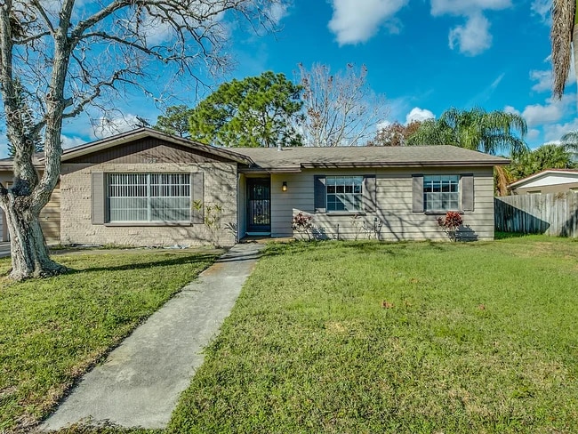 Building Photo - 1059 La Paloma Dr