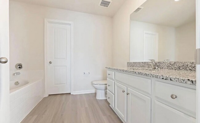 Photo - 86 Dumsford St