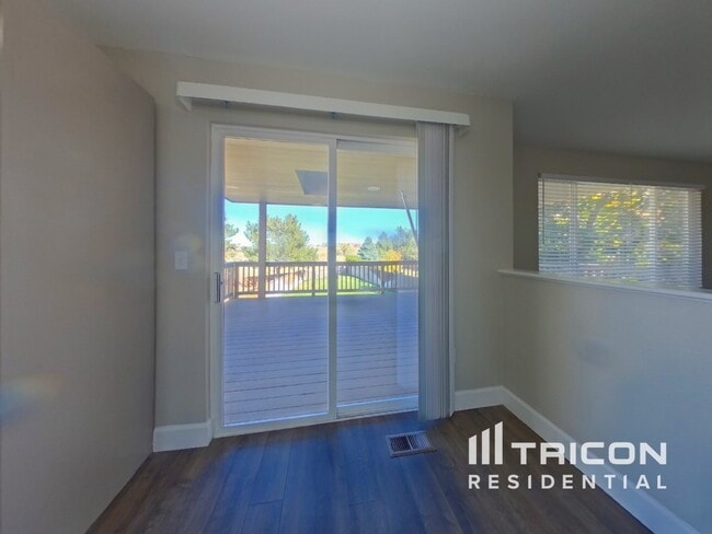 Photo - 6765 Lionshead Pkwy