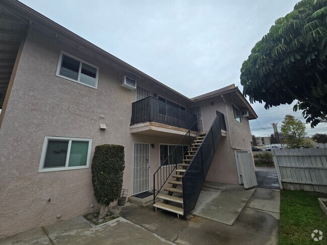 Building Photo - LEMON6051 Unit C Rental