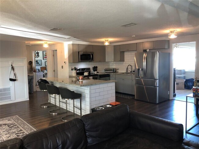 Photo - 6425 Reno Ave
