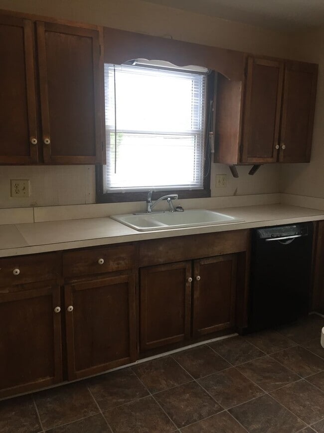 Photo - 1126 Lorraine Ave