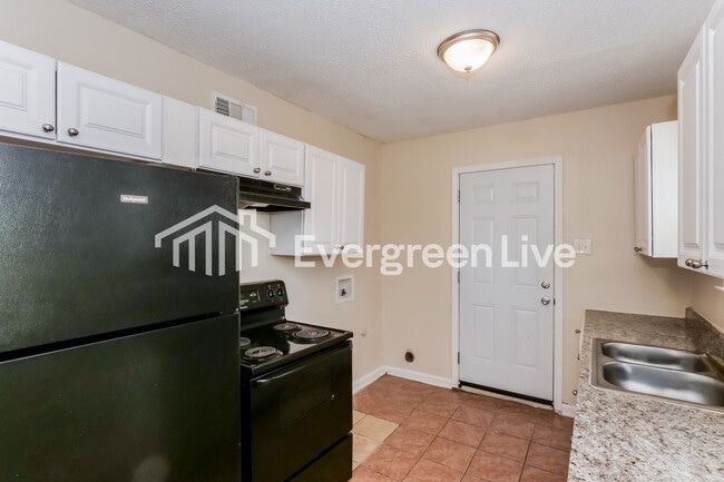 Photo - 1456 Rolling Hills Dr