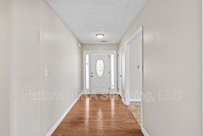 Photo - 185 Vintage Dr