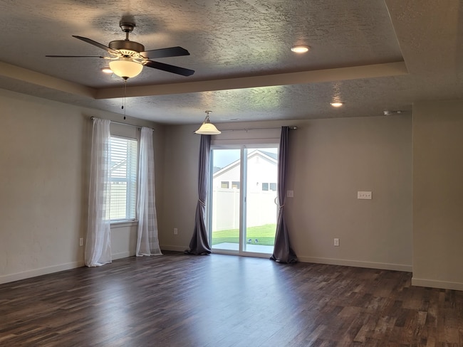 Photo - 17948 Ryans Ridge Ave