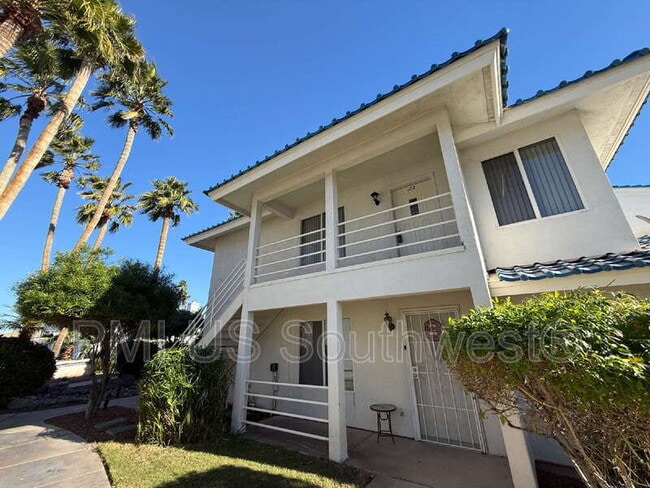 Photo - 1800 Club House Dr Unit M102