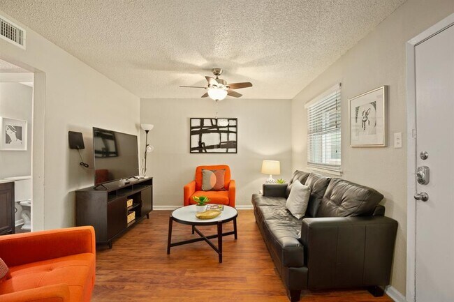 Photo - 2401 Manor Rd Condo Unit 105